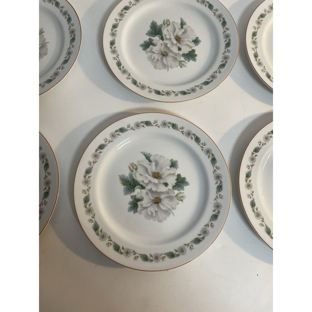 Vintage Noritake Salad Plates Lot of 6 Porcelain w/magnolia flower Discontinued